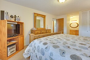 Lincoln City Oceanfront Condo, Near Lincoln Beach!