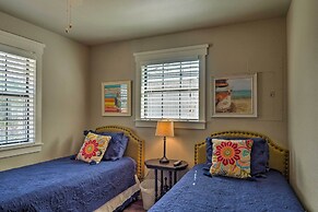 Cozy Home Blocks to Georgetown Square & SU!