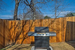 Cozy Home Blocks to Georgetown Square & SU!