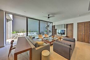 Upscale Cabo Home w/ Jacuzzi, Above Puerto Paraiso