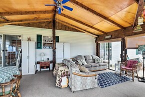 Lyndonville Home w/ Fire Pit, Screened Patio & A/C