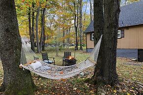 Game Room & Fire Pit: Tree-lined Pocono Lake Cabin