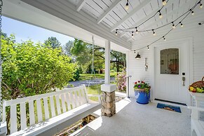 Near Golf Courses: Family Home in Bellaire