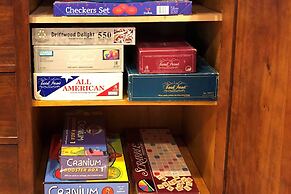 Near Golf Courses: Family Home in Bellaire