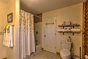 Blue Ridge Mtn Cabin Near Hiking & Biking Trails!