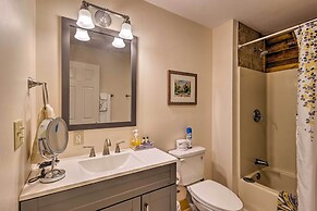 Blue Ridge Mtn Cabin Near Hiking & Biking Trails!