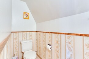 Cozy Black Hills Nature Retreat w/ Private Deck!