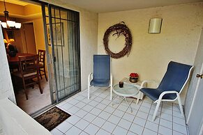 Phoenix Abode w/ Pool Access: Walk to Fashion Park