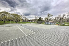 Interlaken Villa w/ Patio, Steps to Ridge Resort!