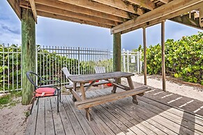 Jensen Beach Home: Walk to Beach Access!