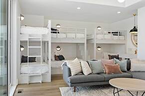 The Beach Front Max 14 Bedroom Home