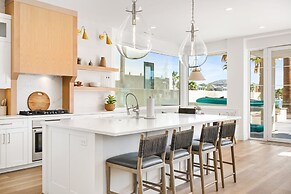 The Beach Front Max 14 Bedroom Home