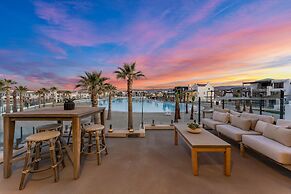 The Beach Front Max 14 Bedroom Home