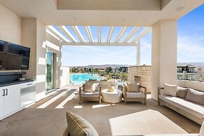 The Beach Front Max 14 Bedroom Home