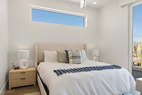 The Beach Front Max 14 Bedroom Home