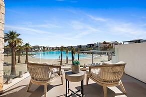 The Beach Front Max 14 Bedroom Home