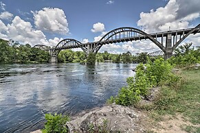Country-chic Cotter Home w/ Outdoor Living Space!