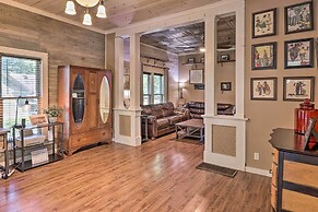 Country-chic Cotter Home w/ Outdoor Living Space!