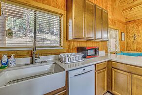 Peaceful & Private Cloudcroft Cabin With Deck!