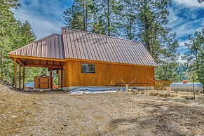 Peaceful & Private Cloudcroft Cabin With Deck!