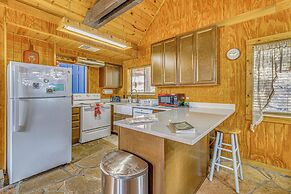 Peaceful & Private Cloudcroft Cabin With Deck!