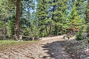 Peaceful & Private Cloudcroft Cabin With Deck!