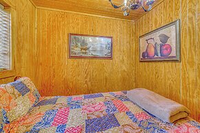 Peaceful & Private Cloudcroft Cabin With Deck!