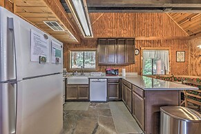 Peaceful & Private Cloudcroft Cabin With Deck!