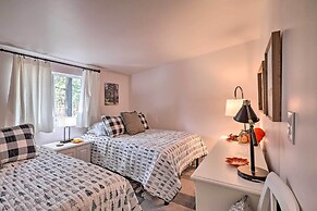 Renovated Cottage w/ Fire Pit in Munds Park!
