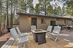 Renovated Cottage w/ Fire Pit in Munds Park!