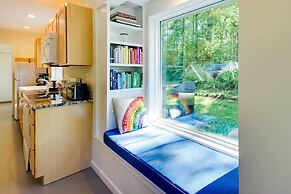 Quaint Charlottesville Home < 10 Mi to Dtwn!