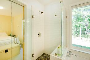 Quaint Charlottesville Home < 10 Mi to Dtwn!