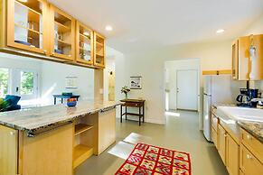 Quaint Charlottesville Home < 10 Mi to Dtwn!