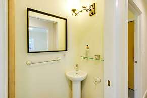 Quaint Charlottesville Home < 10 Mi to Dtwn!