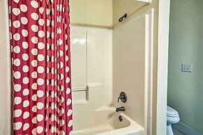 Family Beach Home; Walk to N Litchfield Beach