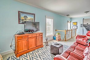 Family Beach Home; Walk to N Litchfield Beach