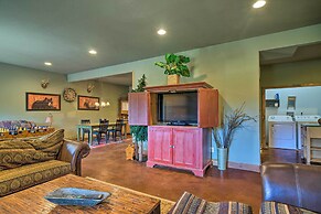 Cripple Creek Mountain Getaway w/ Hot Tub & Views!