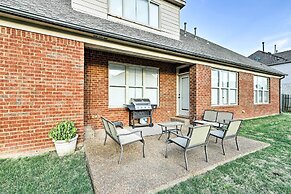 Cordova Home w/ Pool Table, 17 Mi to Memphis Zoo!