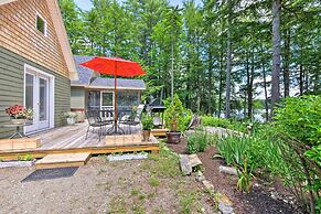 Waterfront Great Pond Cottage w/ Hot Tub & Deck!