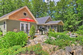 Waterfront Great Pond Cottage w/ Hot Tub & Deck!