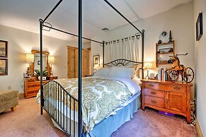 Waterfront Great Pond Cottage w/ Hot Tub & Deck!
