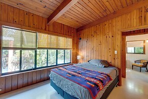 2 Mi to Riverwalk: Palmetto Gem w/ Fire Pit & BBQ