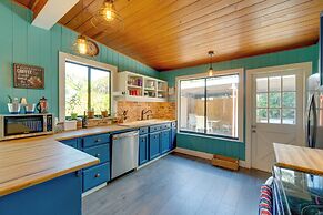 2 Mi to Riverwalk: Palmetto Gem w/ Fire Pit & BBQ