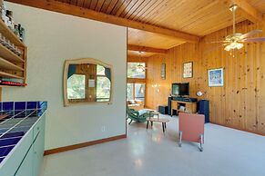 2 Mi to Riverwalk: Palmetto Gem w/ Fire Pit & BBQ