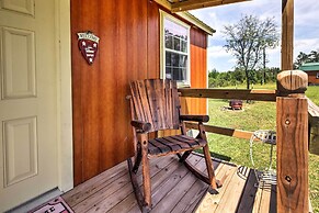 Tranquil Plantersville Cabin: Farm Animals On-site