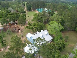 Tranquil Plantersville Cabin: Farm Animals On-site