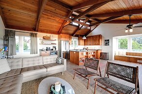 'pacific Coast House' w/ Private Hot Tub!
