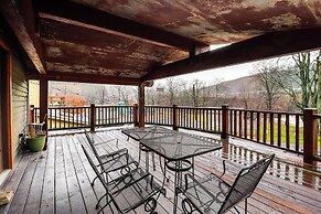 Charming & Historic Home w/ Lehigh River View