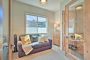 Mountain-base Lodge: 6 Miles to Downtown Bend