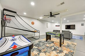 Spacious Flagstaff Home w/ Hot Tub & Grill!